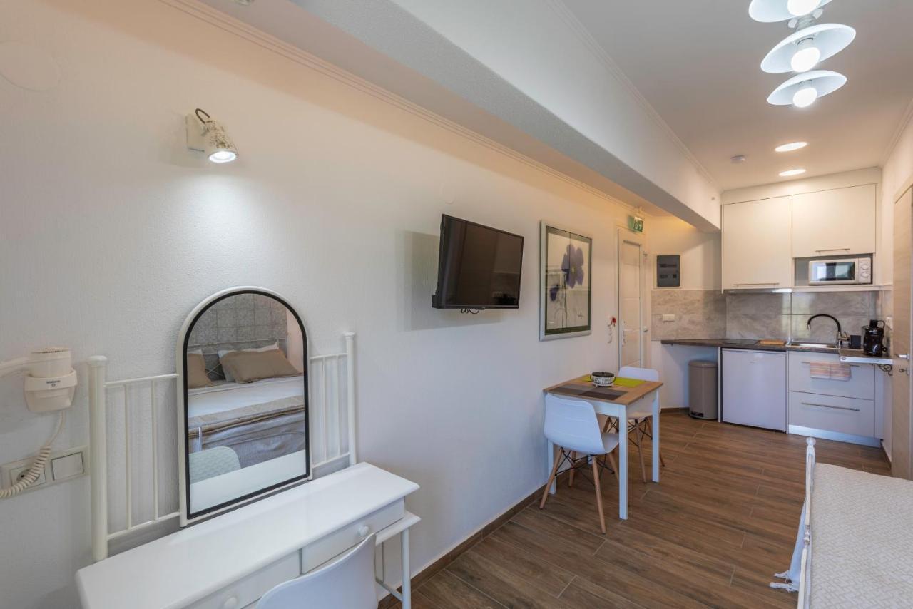 Olive Garden Villas And Apartments クリッシ・アモウディア エクステリア 写真