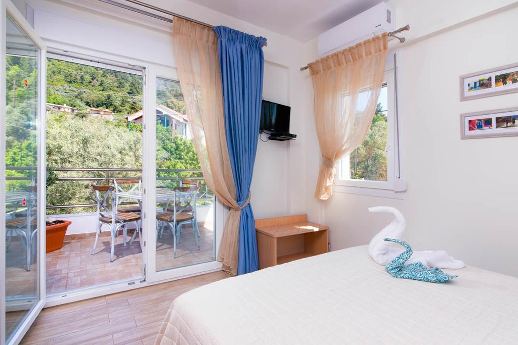 Olive Garden Villas And Apartments クリッシ・アモウディア エクステリア 写真
